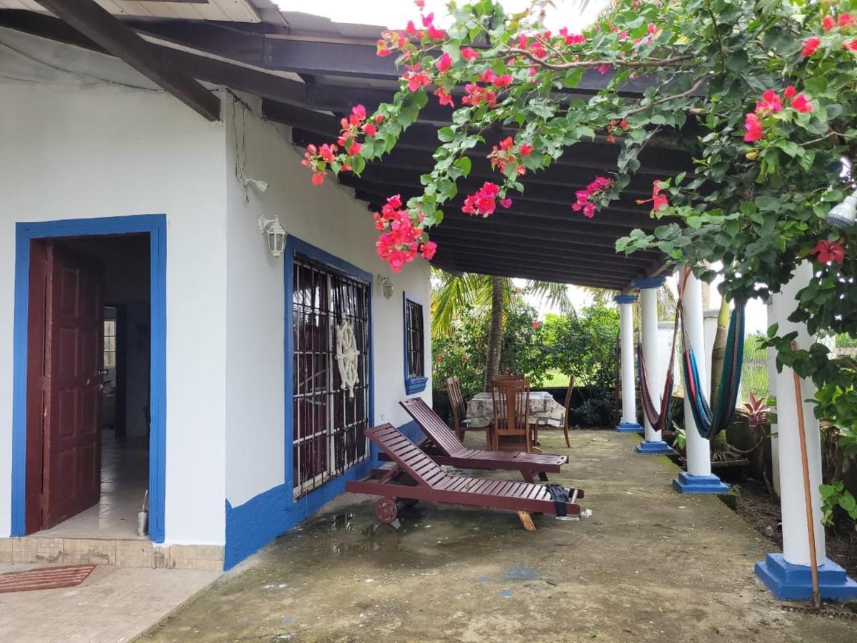 Hostal Rudy'S Beach Puerto Cortés Exterior photo